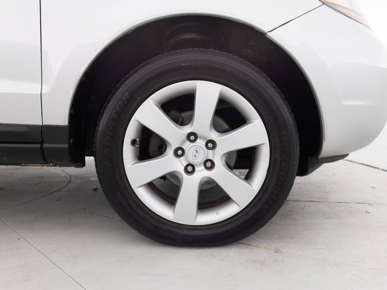 Used 2009 Hyundai Santa Fe Limited FWD image 18