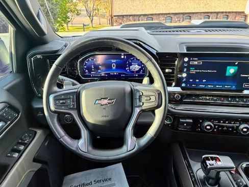 Used 2022 Chevrolet Silverado 1500 ZR2 w/ Technology Package image 14