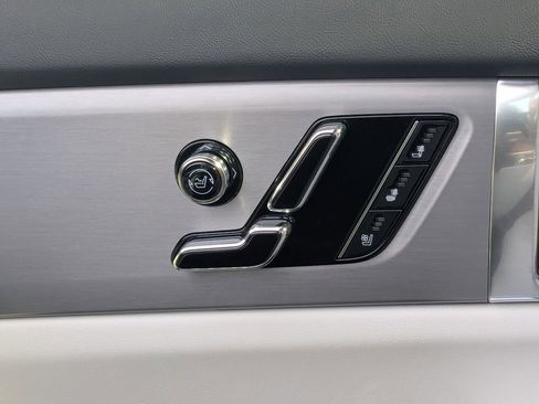 New 2026 Cadillac Vistiq Luxury w/ LPO, Floor Liner Package image 23