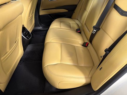 Used 2014 Cadillac XTS Luxury FWD image 19