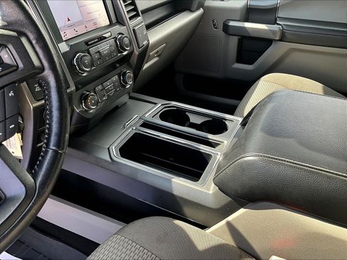 Used 2019 Ford F150 XLT w/ Equipment Group 302A Luxury AWD/4WD image 19