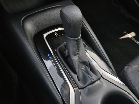 Used 2026 Toyota Corolla LE FWD image 21