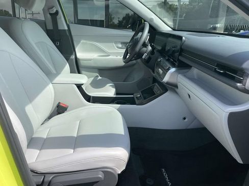 Used 2024 Hyundai Kona Limited AWD/4WD image 8
