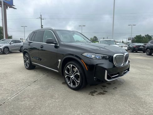 Certified 2026 BMW X5 sDrive40i w/ Parking Assistance Package RWD image 5