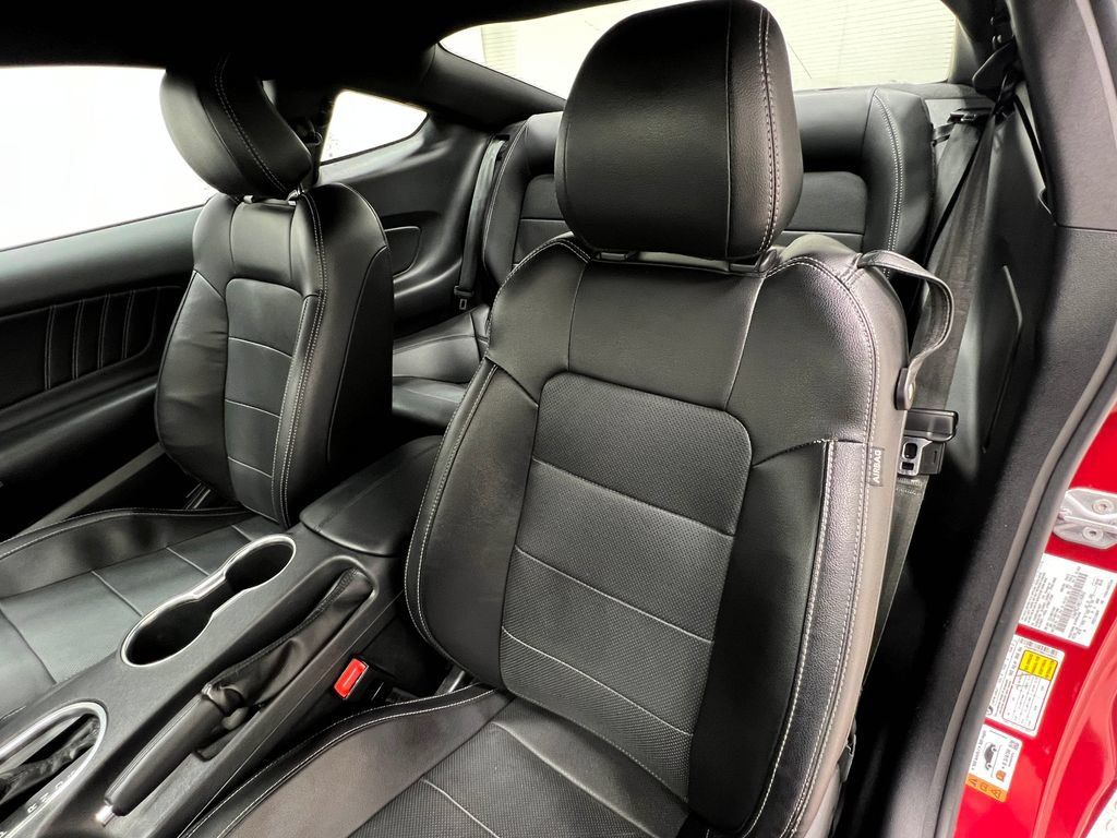 Used 2022 Ford Mustang GT Premium w/ Black Accent Package RWD image 13
