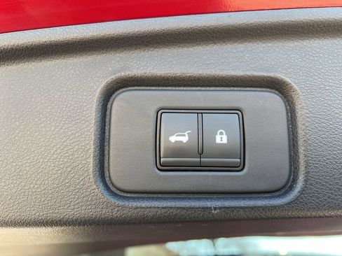 Certified 2024 Nissan Pathfinder Platinum image 14