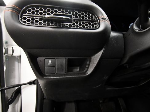 Certified 2024 Honda HR-V Sport image 19