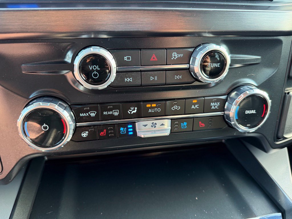 Used 2026 Ford F250 Lariat AWD/4WD image 39