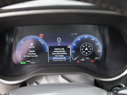 Used 2025 Toyota Sienna Limited image 34