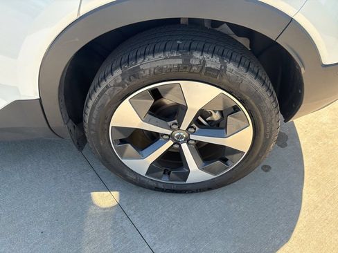 Certified 2026 Volvo XC40 B5 Plus AWD/4WD image 14