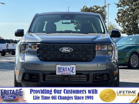 New 2025 Ford Maverick XLT w/ XLT Luxury Package image 9