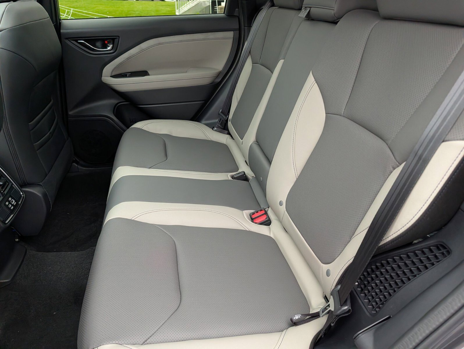 New 2026 Subaru Forester Limited AWD/4WD image 27