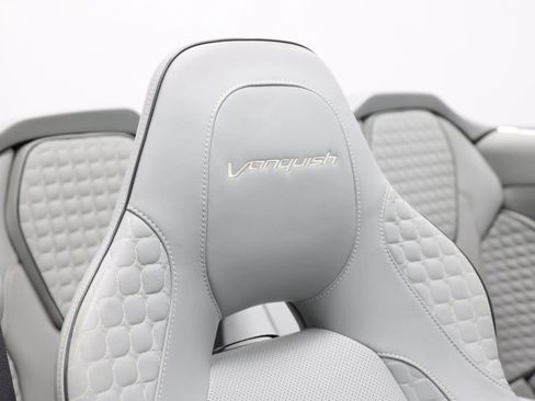 Used 2014 Aston Martin Vanquish Volante RWD image 91