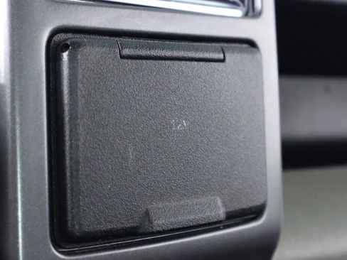 Used 2016 Ford F150 XLT image 27