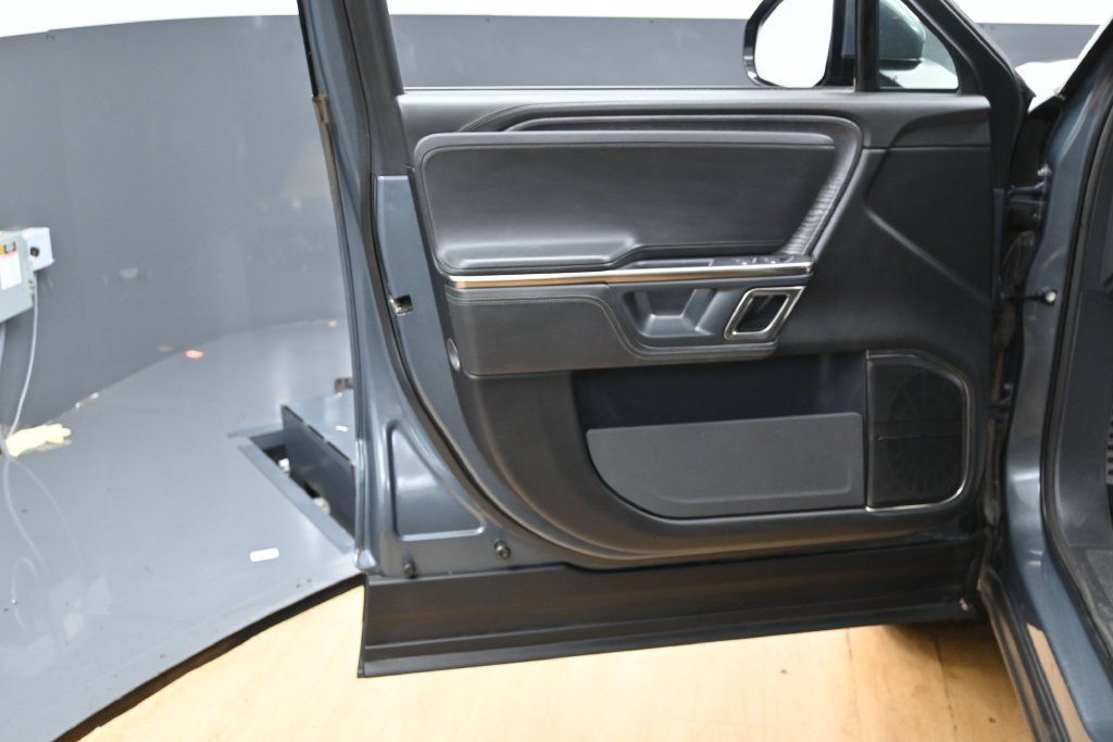 Used 2022 Rivian R1T Launch Edition AWD/4WD image 28