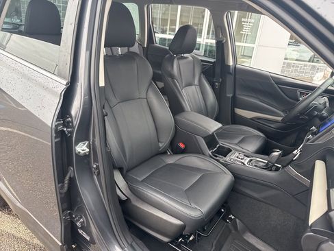 Used 2023 Subaru Forester Limited image 19