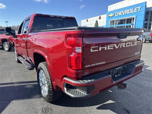 Used 2020 Chevrolet Silverado 2500 High Country w/ Z71 Off-Road Package image 11