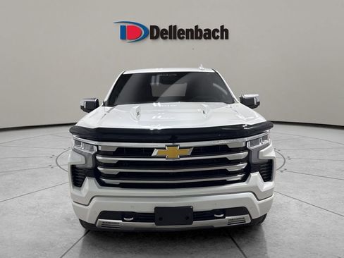 Used 2025 Chevrolet Silverado 1500 High Country AWD/4WD image 8