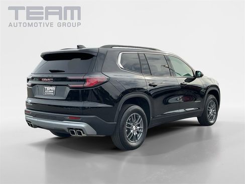 Used 2025 GMC Acadia Elevation image 7