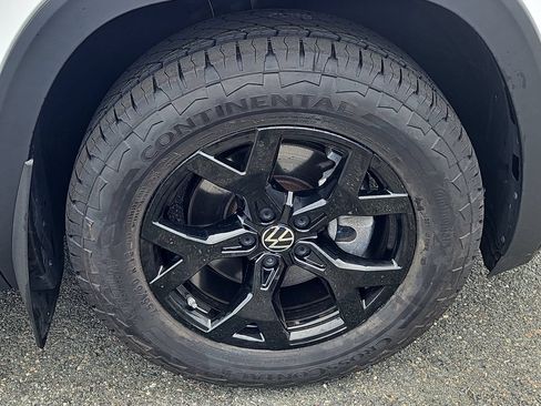 Used 2024 Volkswagen Atlas Peak Edition SEL AWD/4WD image 10