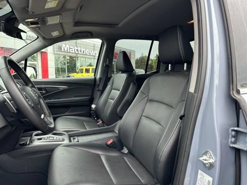 Used 2023 Honda Ridgeline RTL-E image 12
