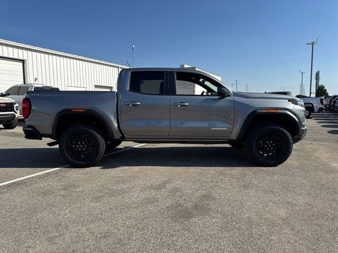 New 2026 GMC Canyon Elevation w/ Convenience Package image 6