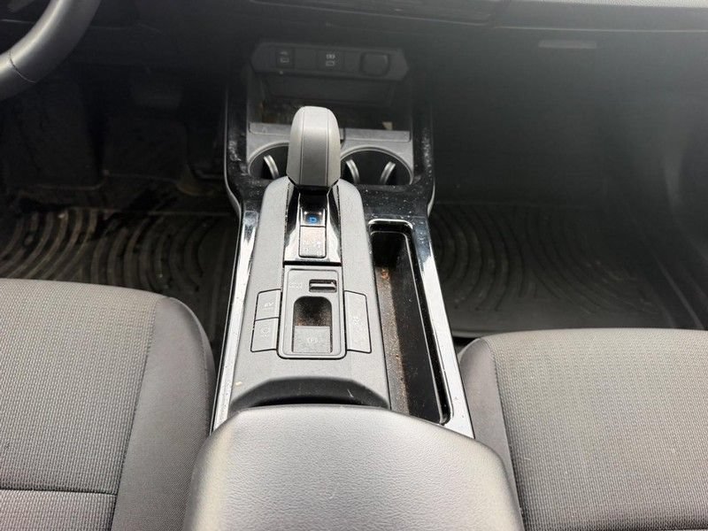 Used 2025 Toyota Prius LE FWD image 14