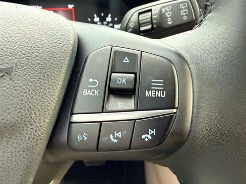 Used 2022 Ford Escape SE w/ SE Sport Appearance Package image 28