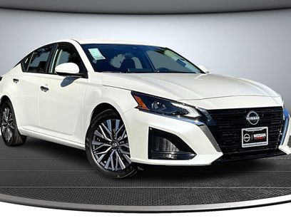 New 2025 Nissan Altima 2.5 SV w/ SV Premium Package