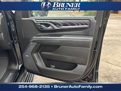 Used 2023 GMC Yukon Denali w/ Denali Reserve Package image 15