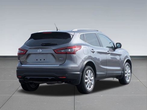 Used 2021 Nissan Rogue Sport SV image 5