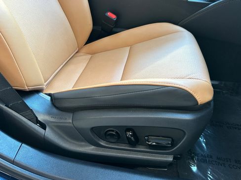 Used 2023 Lexus ES 350 w/ Premium Package image 22