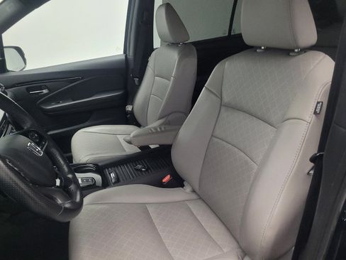 Used 2019 Honda Passport Touring image 17