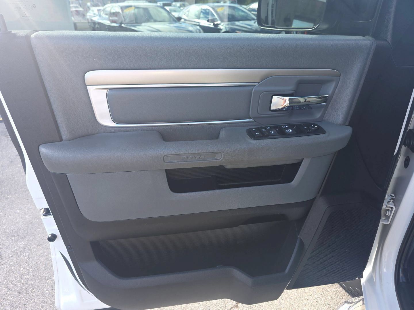 Used 2016 RAM 2500 Big Horn AWD/4WD image 8