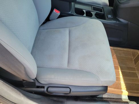 Used 2016 Honda CR-V LX image 17