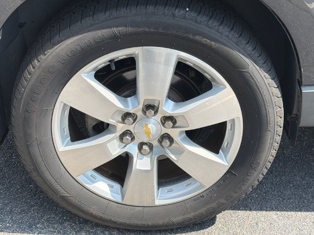 Used 2012 Chevrolet Traverse LTZ FWD image 18