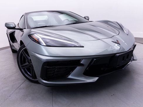 Used 2024 Chevrolet Corvette Stingray Preferred Conv w/ Battery Protection Package RWD image 4