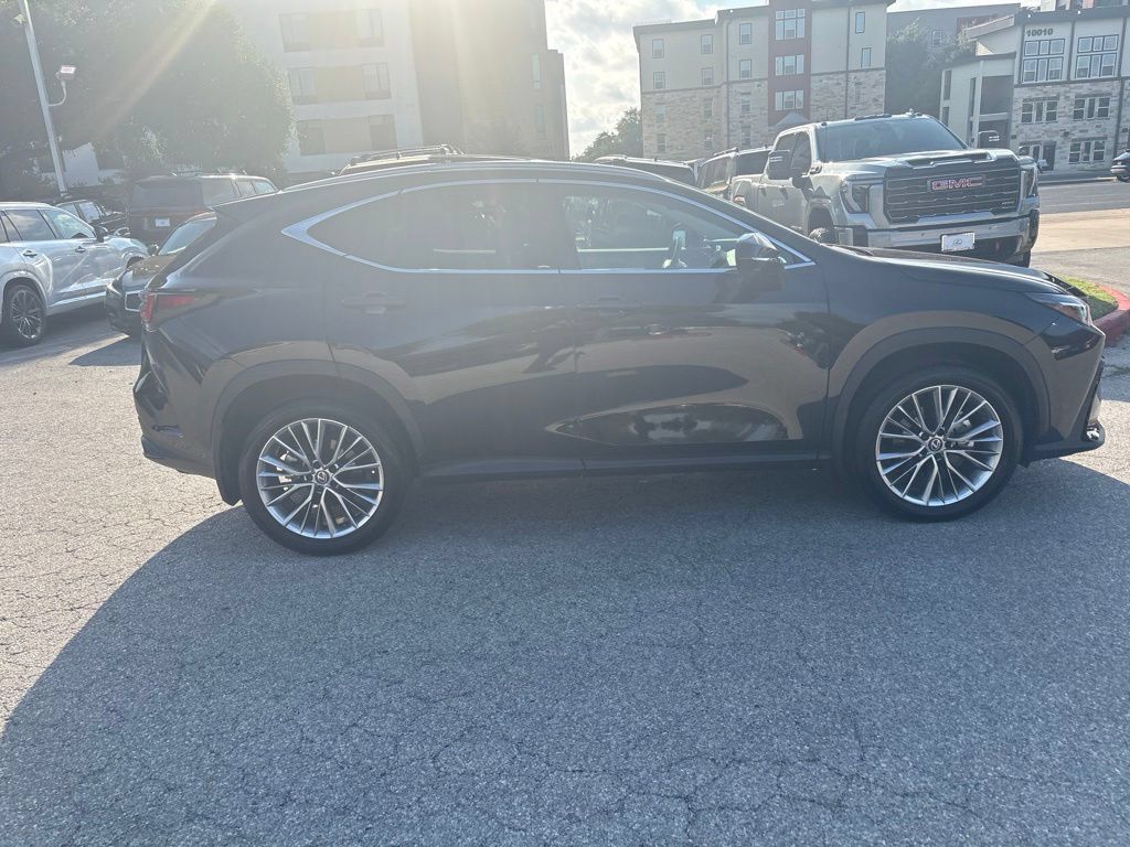 Certified 2026 Lexus NX 350 AWD w/ Accessory Package (2T) image 6