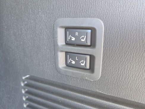 Used 2024 Nissan Armada Platinum w/ Captain's Chairs Package image 20