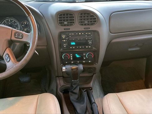 Used 2007 Buick Rainier CXL image 6