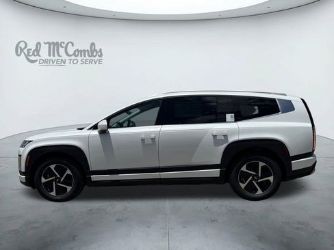 New 2026 Hyundai Ioniq 9 SE image 2