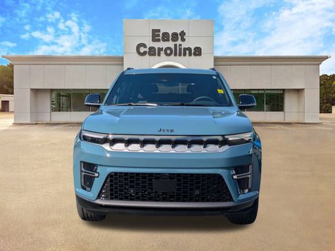 New 2026 Jeep Grand Wagoneer 4WD image 8