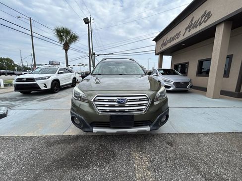 Used 2016 Subaru Outback 2.5i Limited AWD/4WD image 3
