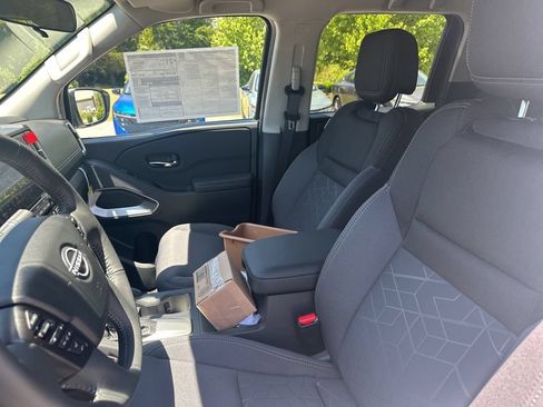 New 2026 Nissan Frontier SV w/ SV Convenience Package RWD image 10