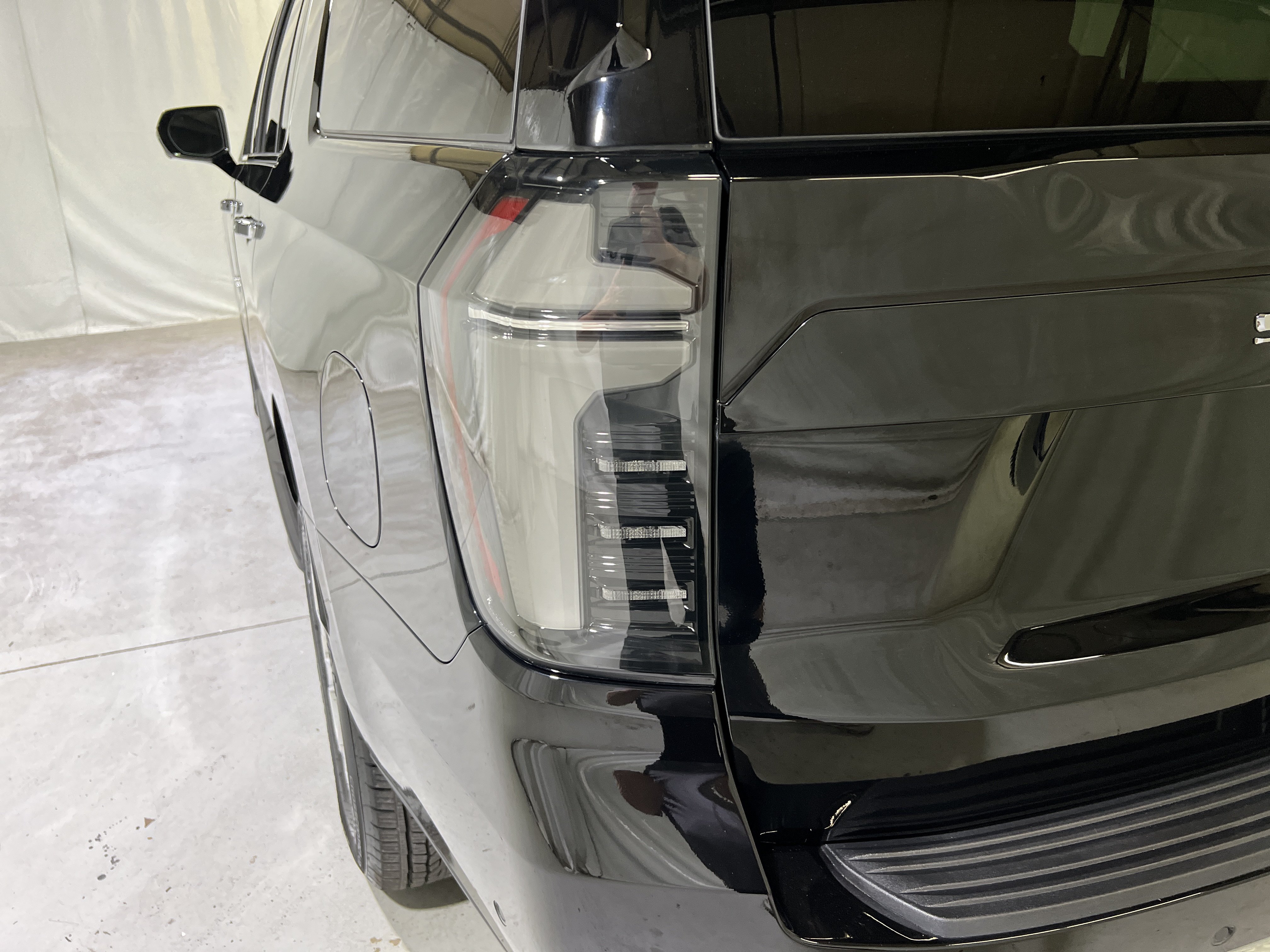 Certified 2025 Chevrolet Suburban Premier w/ Max Trailering Package AWD/4WD image 10