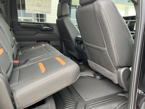 New 2026 GMC Sierra 2500 AT4 w/ AT4 Premium Plus Package image 15