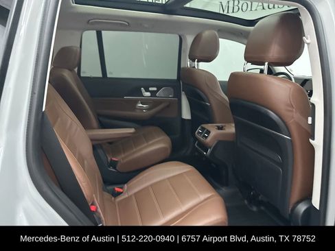 Certified 2024 Mercedes-Benz GLS 580 4MATIC image 28