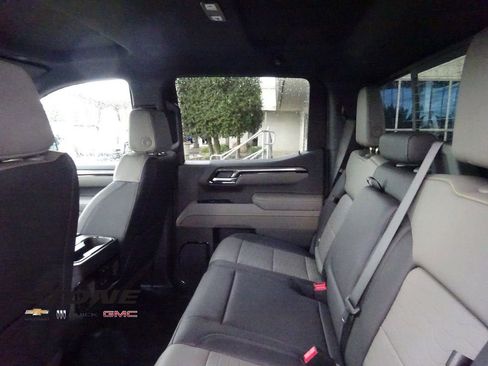 New 2026 Chevrolet Silverado 1500 ZR2 image 22