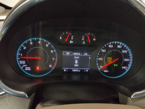 Used 2017 Chevrolet Malibu LT image 23