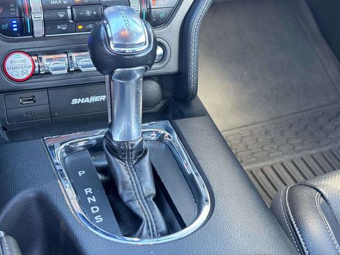 Used 2017 Ford Mustang Premium image 22